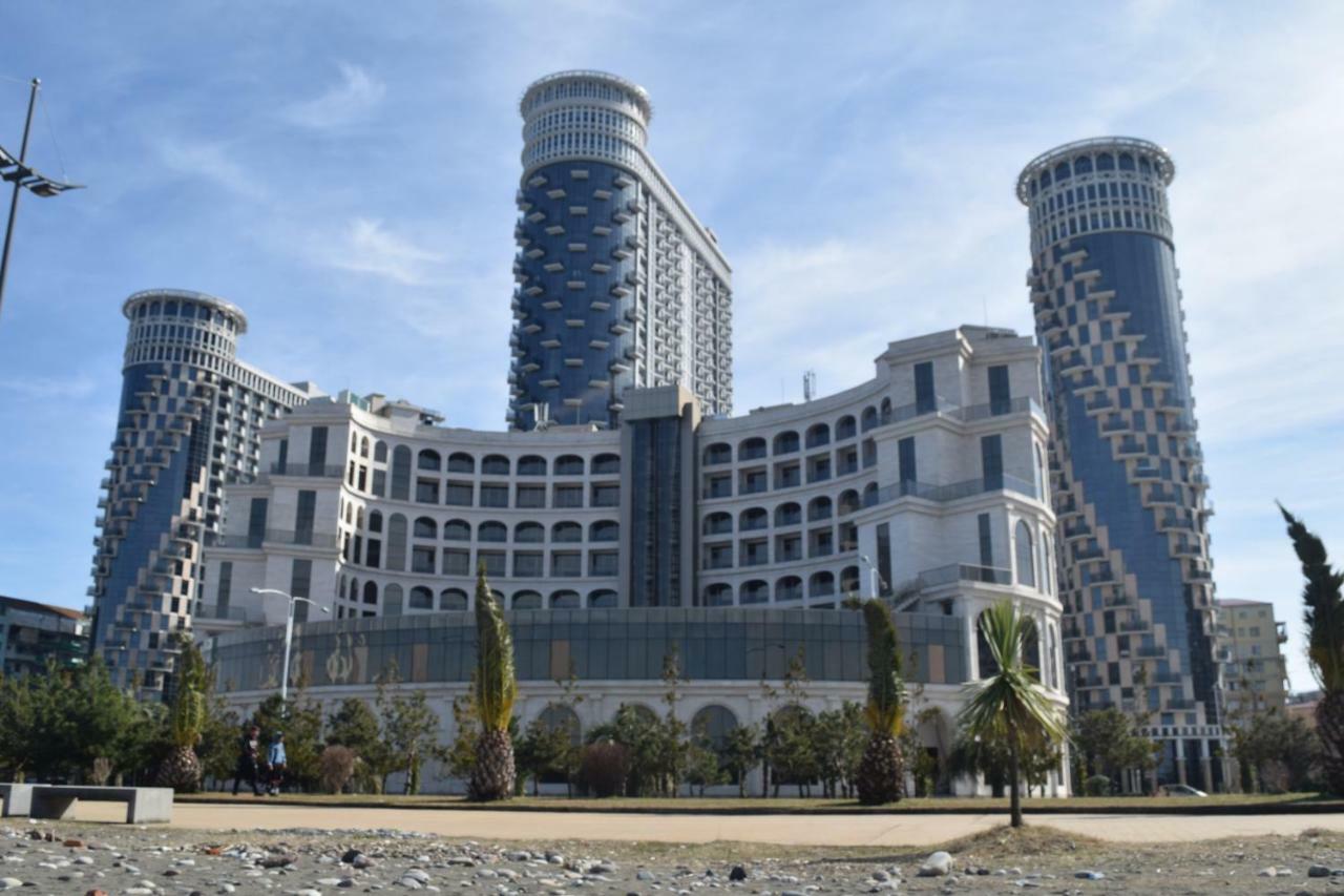 Orbi Sea Towers Batumi Resort Exteriör bild