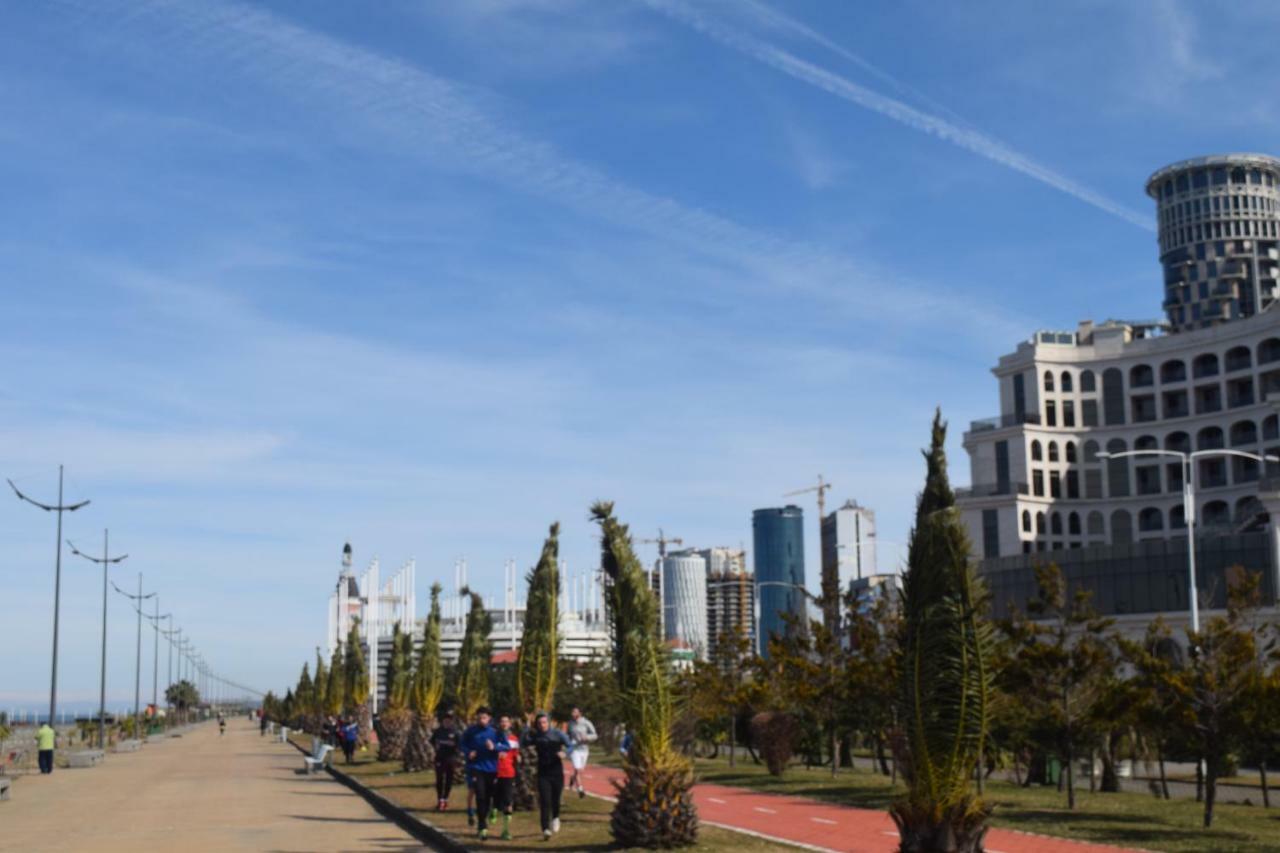 Orbi Sea Towers Batumi Resort Exteriör bild